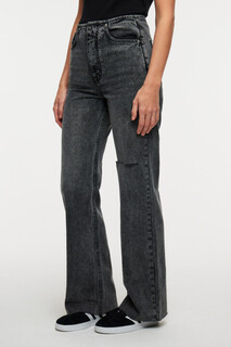брюки джинсовые женские Джинсы широкие с разрезом на колене Befree