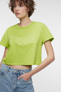 футболка женская Топ-футболка oversize укороченный с принтом-надписью Befree