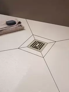 Душевой трап 148x148/50 мм матовый хром Berges Zentrum Uno 090372