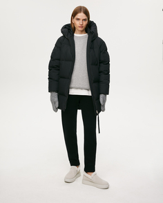 Куртка-пуховик с капюшоном черного цвета 2Mood