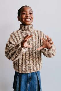 Трикотажный свитер в ребрику ZARA, коричневый/экрю