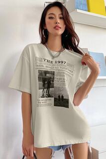 Женская бежевая футболка оверсайз с принтом The 1997 MODAGEN, бежевый
