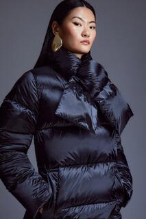 Пуховое пальто миди с шарфом из натурального пуха Karen Millen, черный