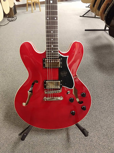 Электрогитара Heritage Standard H-535 Semi-Hollow Electric Guitar - Trans Cherry with Hardshell Case