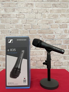 Кардиоидный динамический вокальный микрофон Sennheiser e835 Handheld Cardioid Dynamic Vocal Microphone