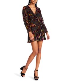 Платье Betsey Johnson, Burnout Velvet Wrap Dress