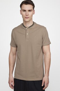 Мужская приталенная футболка с круглым вырезом из хлопка пике бежевого цвета TUDORS