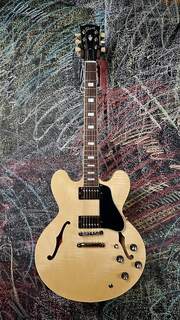 Электрогитара Gibson ES-335 Figured Antique Natural