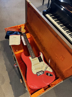 Электрогитара Fender AMERICAN VINTAGE II 1961 STRATOCASTER 2023 - Fiesta Red