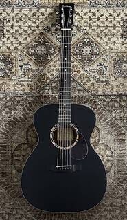 Акустическая гитара Eastman E2OM-BK Dreadnought Acoustic Cedar Top, Black w/ Gig Bag, Setup #4243
