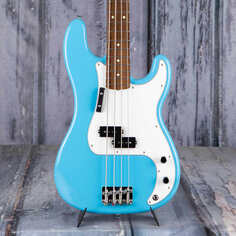 Басс гитара Fender Made In Japan Limited International Color Precision Bass, Maui Blue