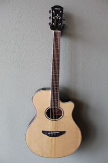 Акустическая гитара Brand New Yamaha APX600 Acoustic/Electric Guitar with Gig Bag - Natural