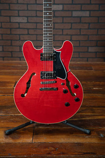 Электрогитара Heritage H-535 Semi-Hollow Electric Guitar with Case, Trans Cherry