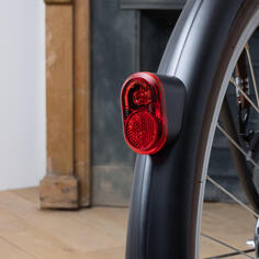 Велосипедное освещение задний фонарь Dynamo LED Steady черный ELOPS, черный Красный