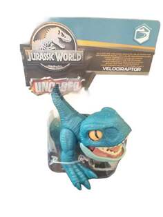 Вскрывающаяся Фигурка Велоцираптора Jurassic World Mattel