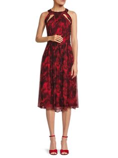 Плиссированное платье миди с цветочным вырезом Bcbgmaxazria, цвет Wine