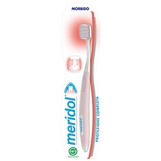 Мягкая зубная щетка с полной защитой десен для превосходной чистки с нежной закругленной щетиной, Meridol