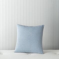 Декоративная подушка с вышивкой Sky, цвет Blue