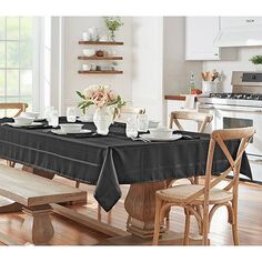 Жаккардовая скатерть в клетку Elrene Elegance, 60 x 102 дюйма Elrene Home Fashions, цвет Black