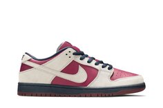 Кроссовки Nike Dunk Low SB &apos;True Berry&apos;, красный