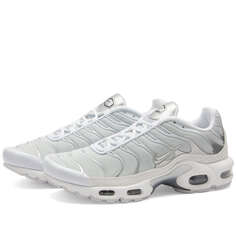 Кроссовки Nike W Air Max Plus, цвет White &amp; Pure Platinum Metallic Silver