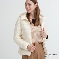 Ультралегкая пуховая парка UNIQLO, молочный