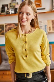 Женская желтая трикотажная блузка на пуговицах Olalook, желтый