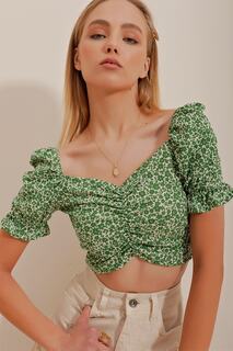 Женская зеленая укороченная трикотажная блузка с воротником спереди со сборками и узором Trend Alaçatı Stili, зеленый