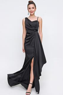 Атласное вечернее платье на подкладке черного цвета с воланом спереди By Saygı, черный