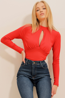 Женская красная укороченная трикотажная блузка с полуводолазкой Trend Alaçatı Stili, красный