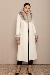 Мужское пальто средней длины Ecru 3636 с подвижным меховым воротником и манжетами Concept., экрю