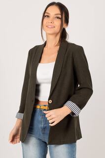 Женская куртка цвета хаки в полоску на одной пуговице с рукавами armonika