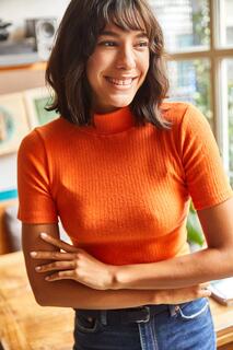 Женская оранжевая укороченная блузка из лайкры в рубчик с воротником-стойкой Olalook, оранжевый