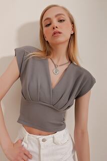 Женская серая укороченная блузка с глубоким V-образным вырезом и подкладкой Trend Alaçatı Stili, серый