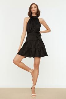 Черное мини-тканое платье с поясом и открытой талией Trendyol, черный