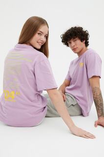 Сиреневая футболка обычного/нормального кроя унисекс TMNSS21TS3341 Trendyol, фиолетовый