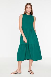 Изумрудно-зеленое фактурное тканое платье миди прямого кроя Trendyol, зеленый