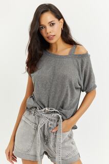 Женская футболка оверсайз на одно плечо антрацитового цвета MF649 Cool &amp; Sexy, серый