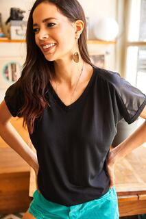 Женская черная трикотажная футболка с V-образным вырезом и украшенными плечами Olalook, черный