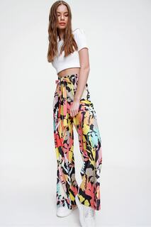 Женские брюки удобного кроя с разноцветными узорами Trend Alaçatı Stili, белый