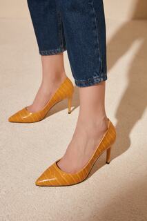 Высокие каблуки - Желтый - Туфли на шпильке Trendyol