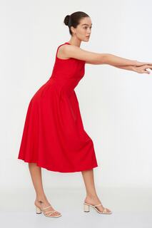 Красное тканое платье миди со складками Trendyol, красный