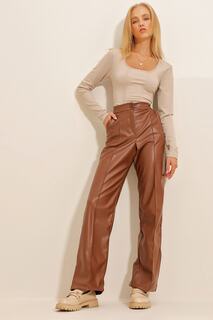 Женские светло-коричневые брюки-палаццо из искусственной кожи с двойными передними карманами Trend Alaçatı Stili, коричневый