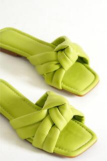 Женские тапочки Capone на плоском каблуке фисташкового цвета Capone Outfitters, зеленый