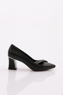 Женские туфли на толстом каблуке с острым носком цвета серебра и камнями DGN, черный