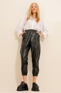 Женские черные спортивные брюки с двойными карманами и эластичной резинкой на талии и штанинах Trend Alaçatı Stili, черный