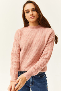 Женский ажурный свитер из мягкого фактурного трикотажа с пудровыми рукавами Olalook, розовый