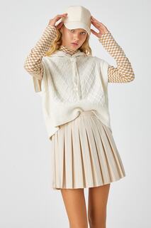 Женский свитер цвета экрю Koton