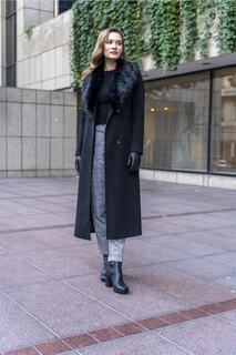 Длинное пальто со съемной меховой подвязкой на талии, черное 3804 Olcay, черный