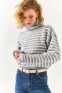 Женский серый укороченный свитер с воротником в полоску и мягкой текстурой Olalook